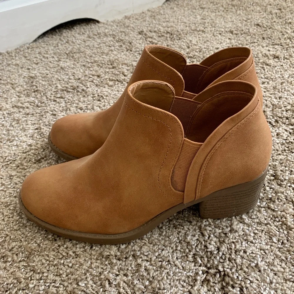 Booties - Picture 2 of 5